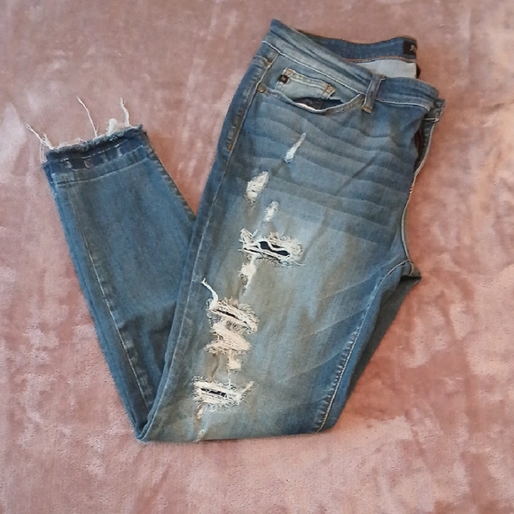 Judy Blue Skinny Distressed Blue Jeans - Picture 1 of 6